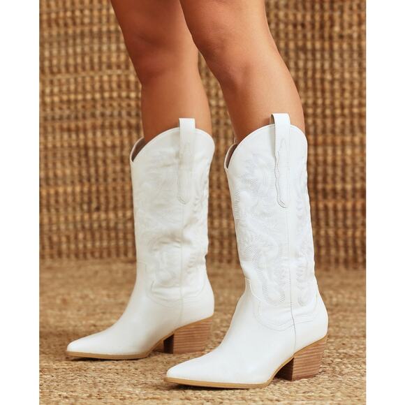 NWT Arula Amaya White Faux Leather Tall Knee High Wide Calf Cowboy Western Boots - Picture 2 of 14
